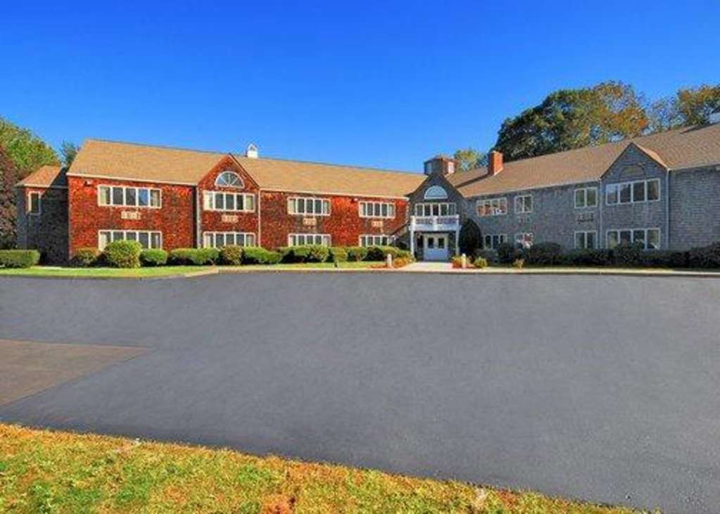 Econo Lodge Inn & Suites Groton Exterior foto